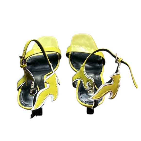 NEW Cape Robbin Inferno Flame Accent Stiletto Heels Open Toe Sandals Neon Yllow - Picture 8 of 9